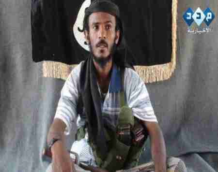 مقتل عنصرين من القاعدة في مواجهات مع الجيش بأبين وفرارالقيادي بالقاعدة نادر الشدادي